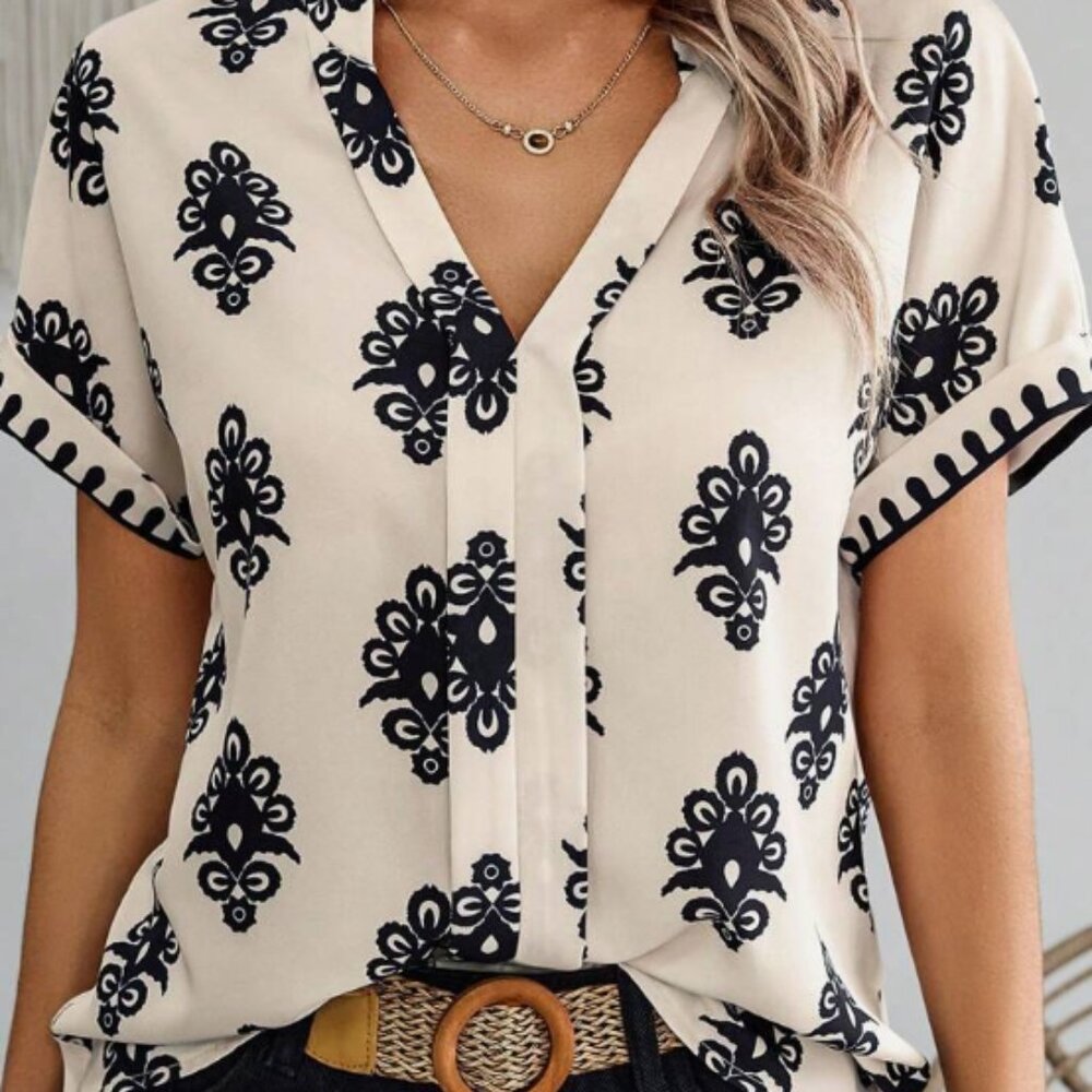 SHEIN LUNE BOHO SHORT SLEEVE V-NECK BLOUSE